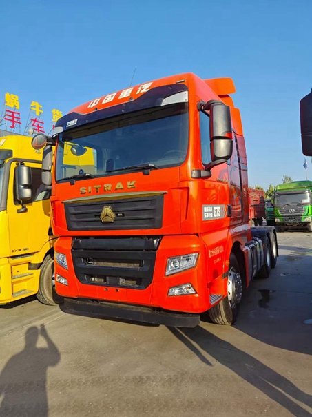 汕德卡?G7S 540马力复合板牵引车