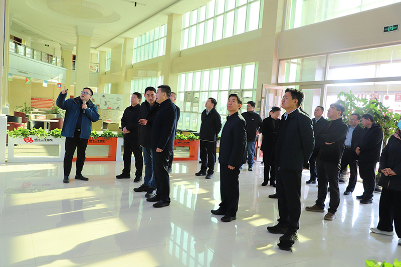 热烈欢迎市人大领导莅临乐鱼二手车交易市场调研指导